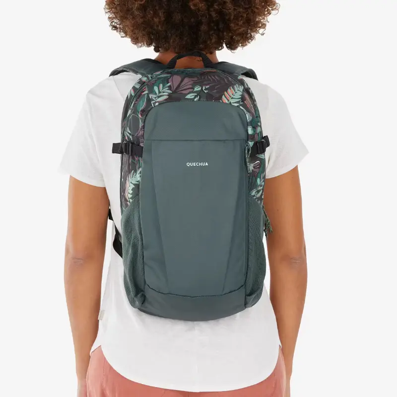 Mochila de montaña y senderismo Quechua NH100 20L